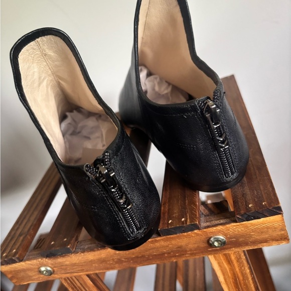 House of Harlow 1960 Black Leather Ankle Boots - Picture 7 of 10